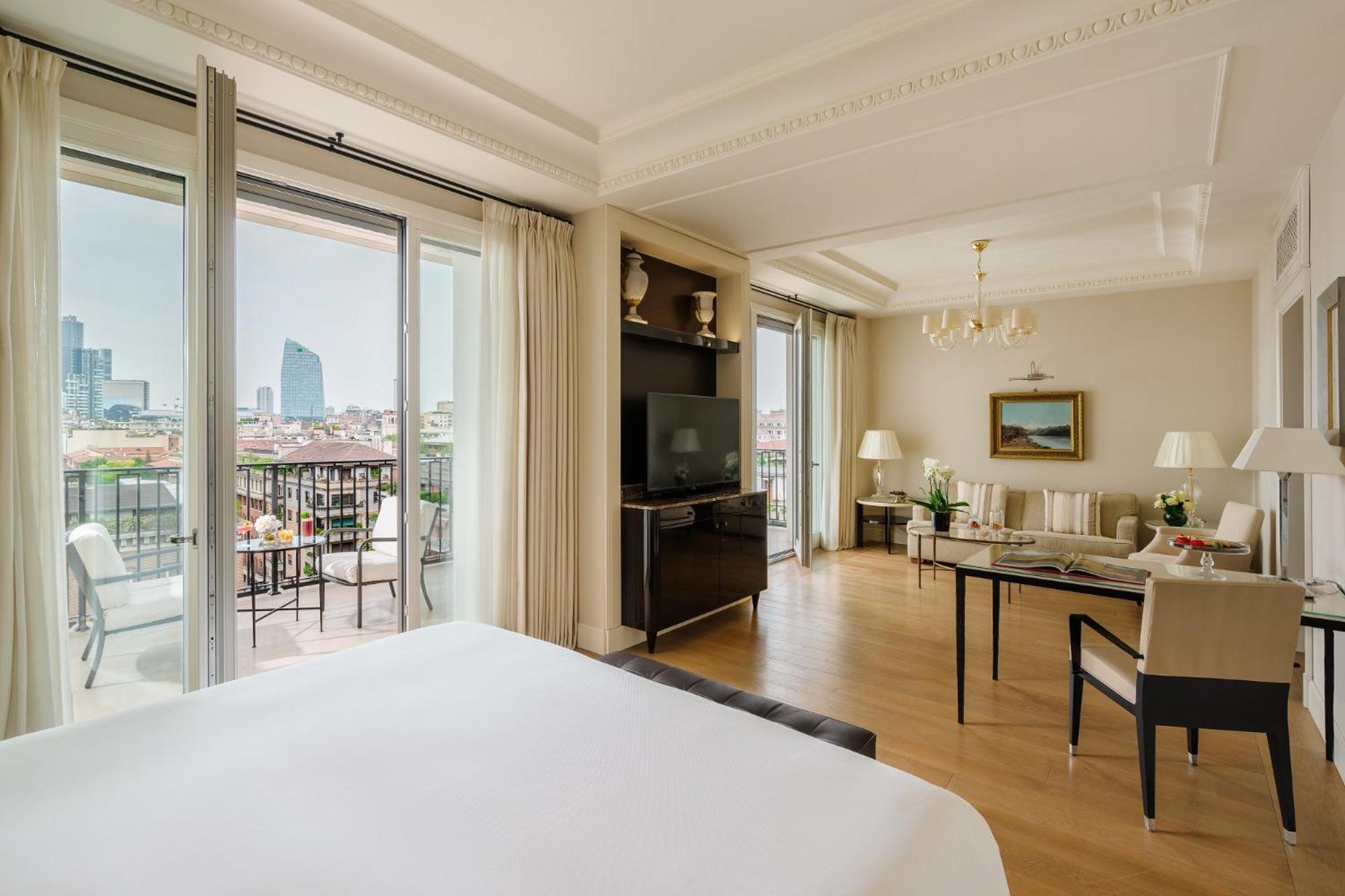 Palazzo Parigi Hotel & Grand Spa - Lhw Милано Екстериор снимка